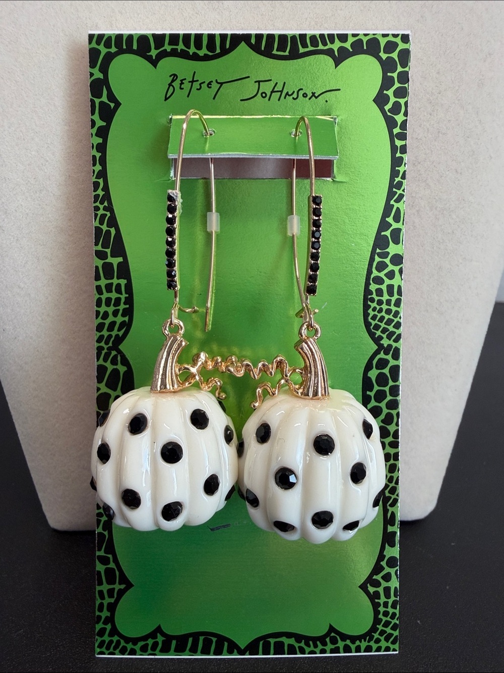 Betsey Johnson | Polka Dot Pumpkin Drop Rhinestone Earrings 🖤